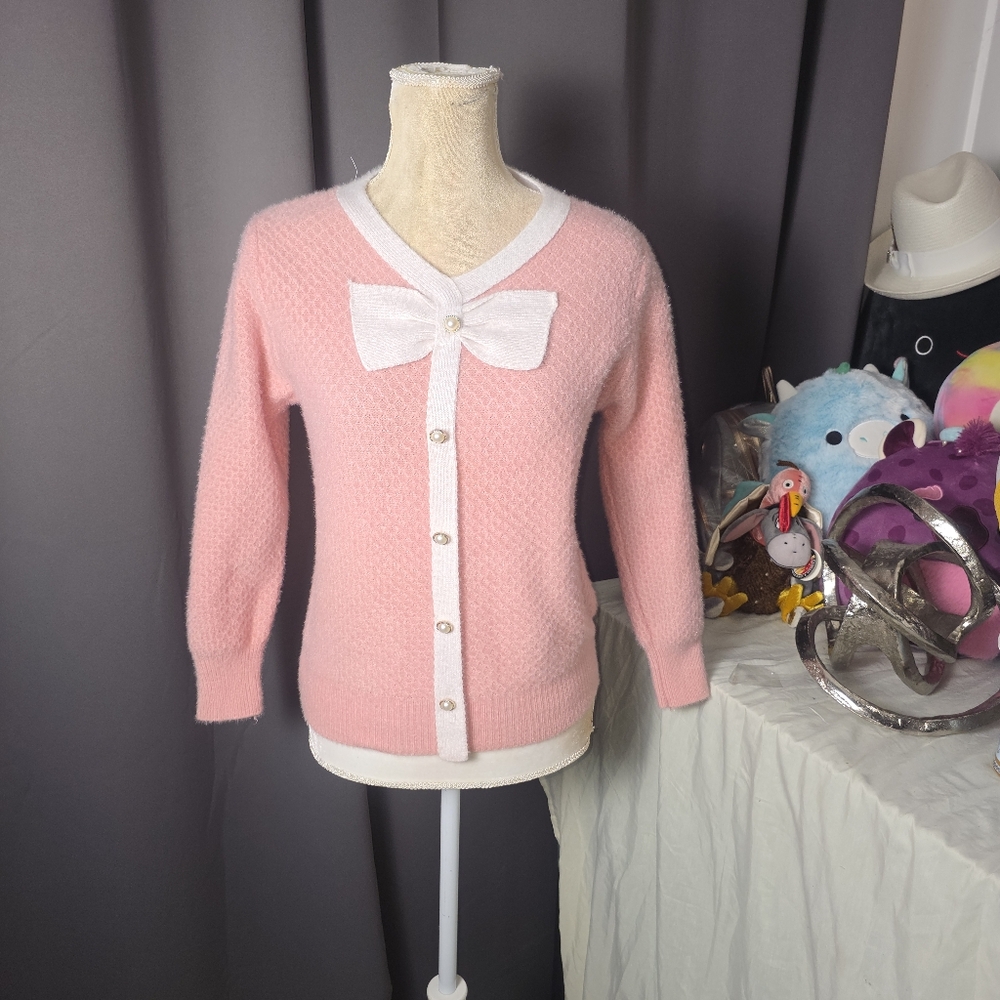 Vintage Pink Pullover Sweater Bow Pearl Buttons Grandma Core Cottagecore Handmad